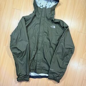 The North Face Men's Olive Raincoat